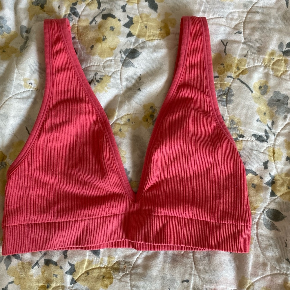 Pink- size - small sports bra hardly worn